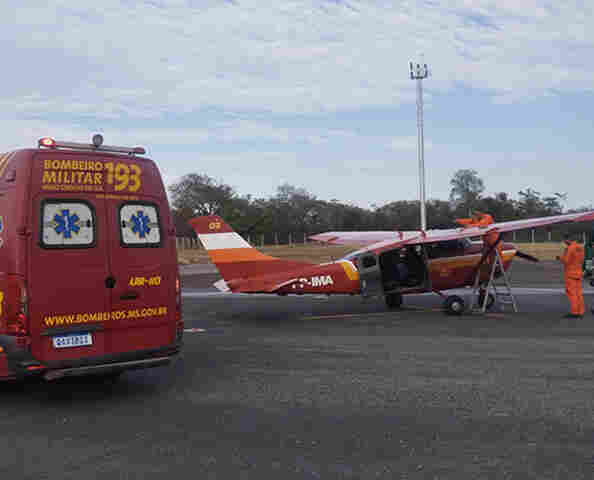 Resgate a&eacute;reo do Corpo de Bombeiros resgata mulher com dores no peito em fazenda no Paiagu&aacute;s em Corumb&aacute;