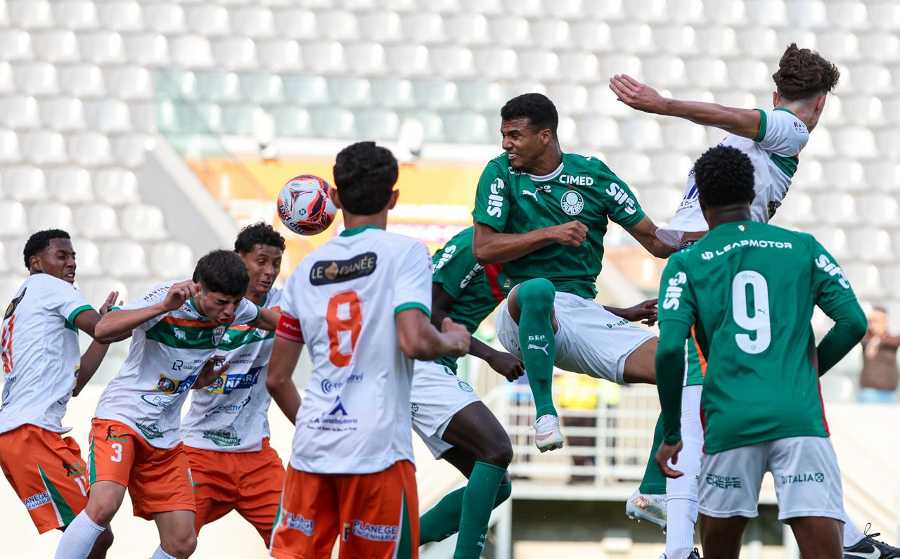 Naviraiense perde por 10x0 para o Palmeiras e cai na Copa do Brasil Sub-20