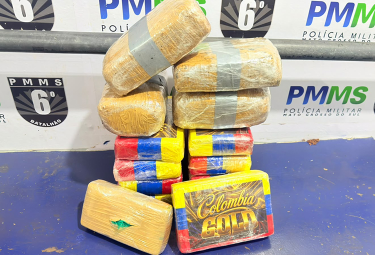 PM apreende quase 15 kg de drogas e prende mulher na rodoviária de Corumbá