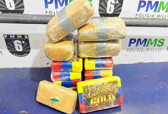 PM apreende quase 15 kg de drogas e prende mulher na rodovi&aacute;ria de Corumb&aacute;