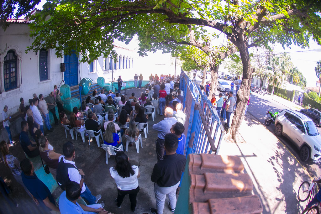 Prefeito assina ordem de servi&ccedil;o para conclus&atilde;o da reforma do Pedro Paulo de Medeiros paralisada h&aacute; 5 anos