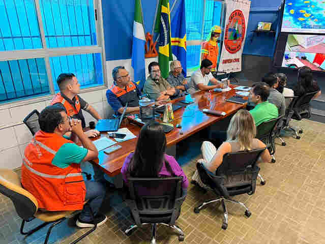 Prefeitura refor&ccedil;a a&ccedil;&otilde;es para recuperar &aacute;reas atingidas por temporal em Corumb&aacute;