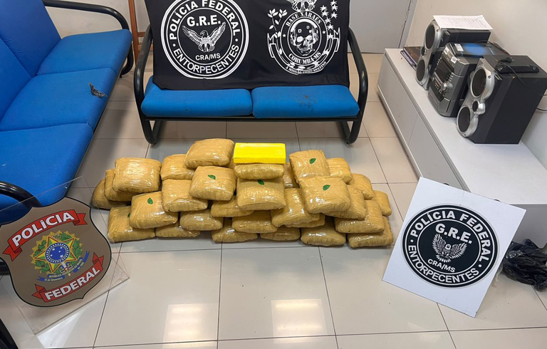 PF apreende 43 kg de entorpecentes em Corumbá