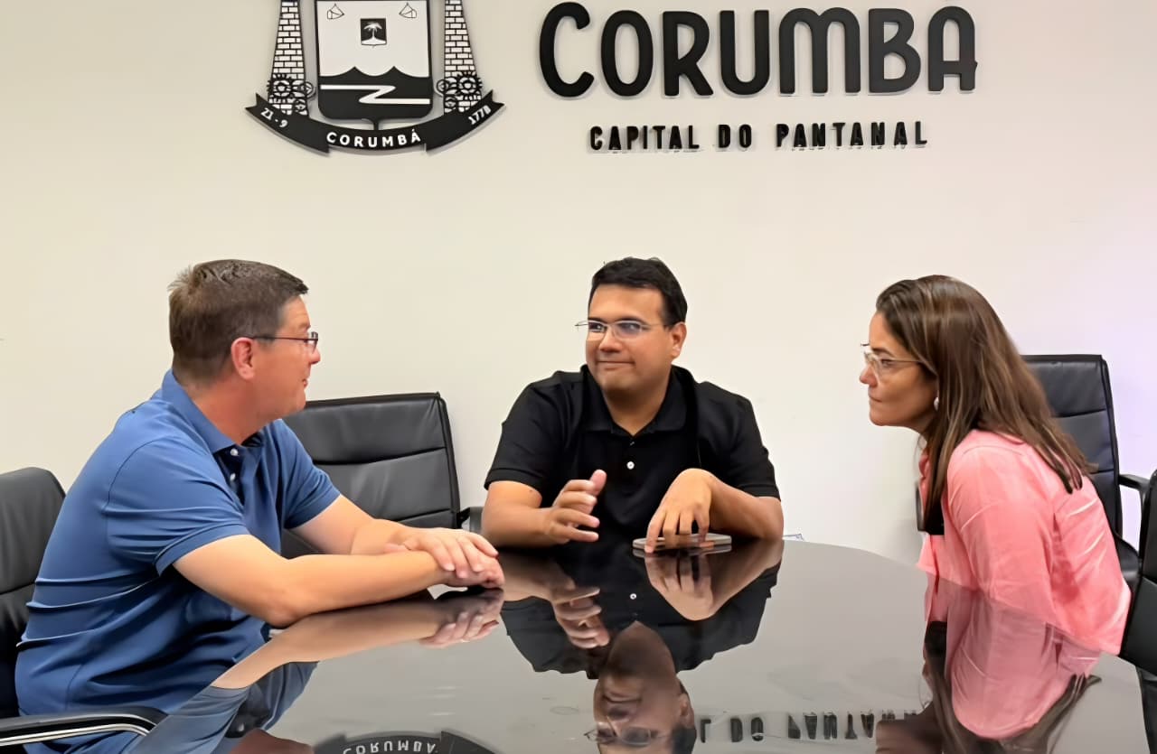 C&acirc;mara antecipa e devolve R$ 3 milh&otilde;es de sobras do duod&eacute;cimo para o Munic&iacute;pio de Corumb&aacute;