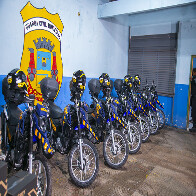 Guarda Municipal de Corumb&aacute; amplia estrutura com entrega de sete motos