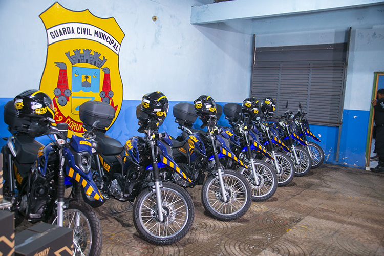 Guarda Municipal de Corumbá amplia estrutura com entrega de sete motos