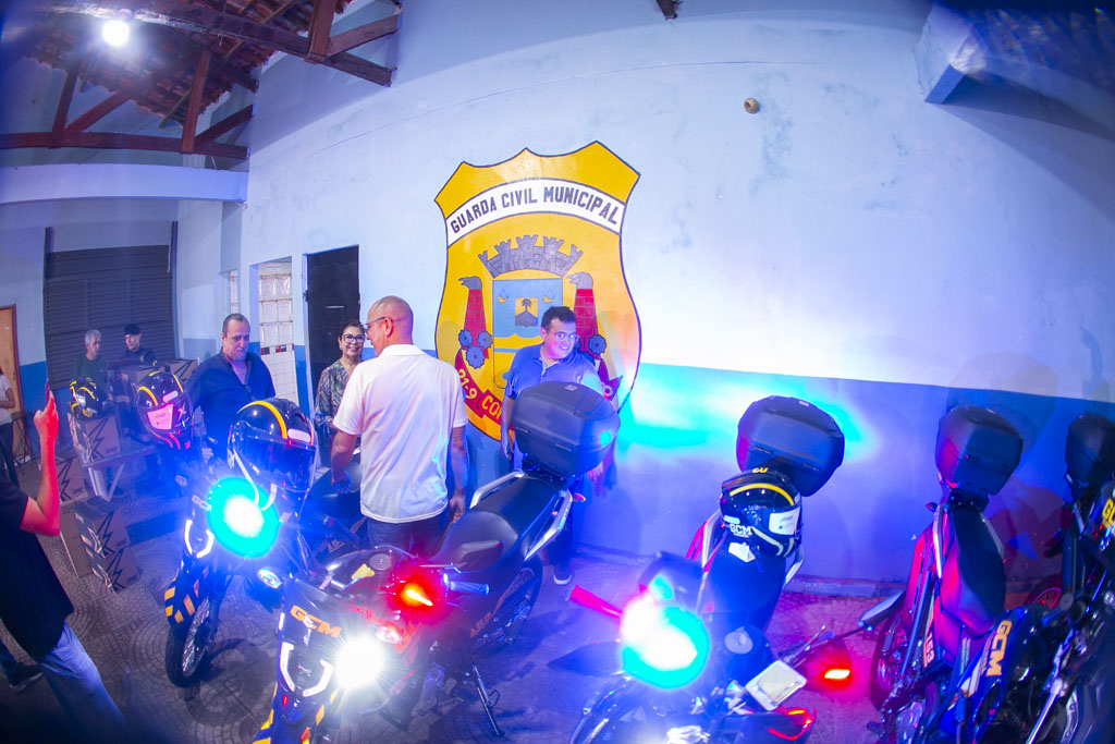 Guarda Municipal de Corumbá amplia estrutura com entrega de sete motos