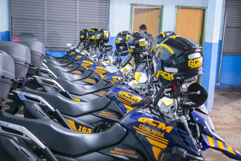 Guarda Municipal de Corumbá amplia estrutura com entrega de sete motos