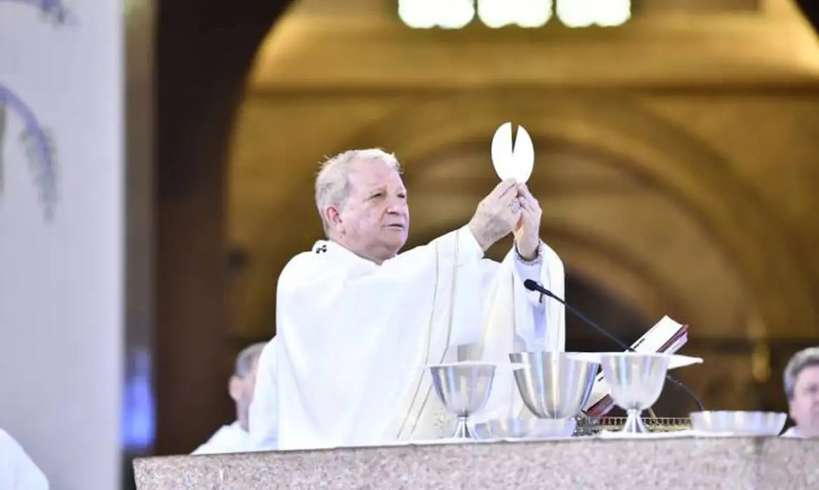 Arcebispo de Aparecida pede desarmamento e aten&ccedil;&atilde;o &agrave; fome e &agrave; pobreza 