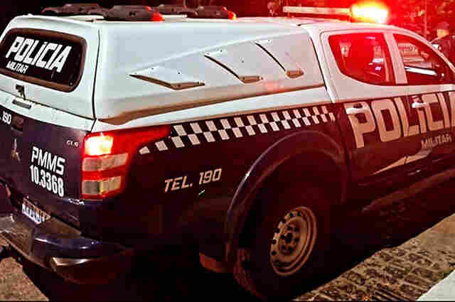 Homem &eacute; morto a tiros no Conjunto Padre Ernesto Sassida por dois indiv&iacute;duos em uma moto