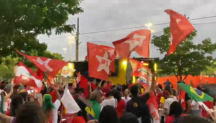 PASSEATA DA JUVENTUDE EM APOIO A LULA SUPERA EXPECTATIVA