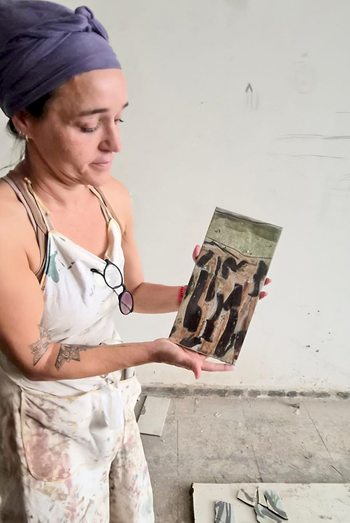 FUPHAN acompanha restaura&ccedil;&atilde;o de painel art&iacute;stico hist&oacute;rico no centro de Corumb&aacute;