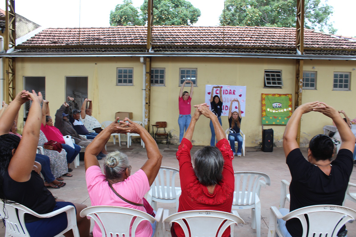 Outubro Rosa mobiliza educandos e colaboradores em ações de conscientização na Cidade Dom Bosco
